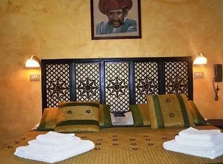 Hotel Everest 2*